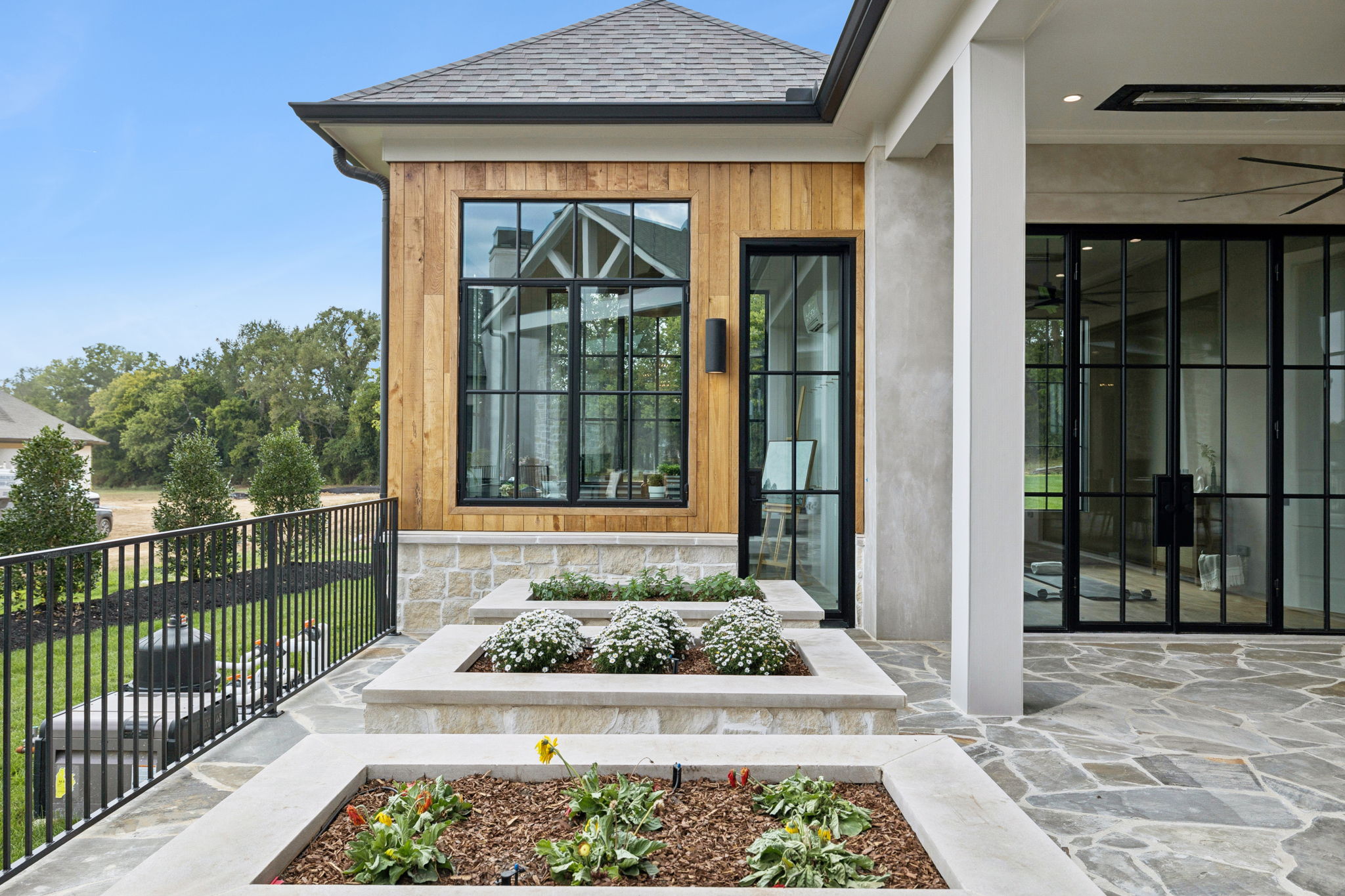 Landon Development Group LLC